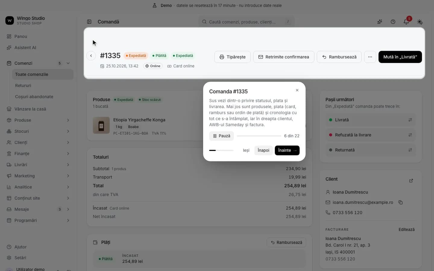 An order's detail: products, totals, payments and customer